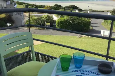 Triplex pour 5 personnes avec terrasse vue mer 100 m de la plage de Trestel