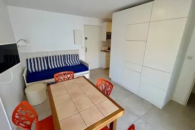 Image de Appartement T2 à Royan, 4 pers. , proche plage et commerces, parking, balcon, confortable et équipé