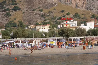 Image de Pina about 200 from the beach