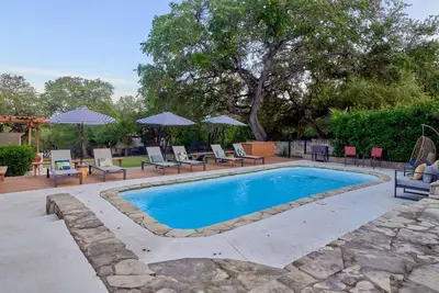 Image de Private Pool and Hot Tub, Bbq, Walk to lake, 2 Masters, Bocce ball, Horseshoe