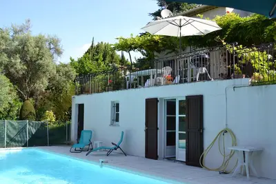 Image de Maison avec piscine et studio indépendant