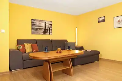 Image de Apt. Dwarslöper - Peaceful holiday apartment in Kirchdorf in the owner's house.