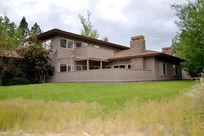 Image de Villa Six at Broken Top- Hot Tub, Bend, Golf View