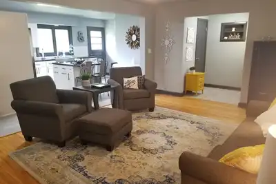 Image de Beautifully updated home close to downtown New Glarus