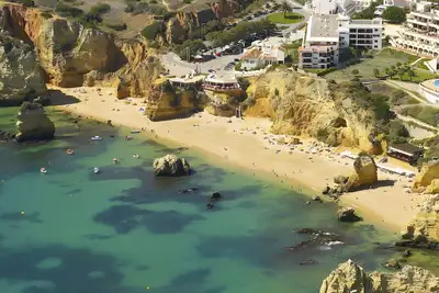 Image de Appartement \"A Casa E A Praia Da Ana\" à proximité de la plage et du centre historique