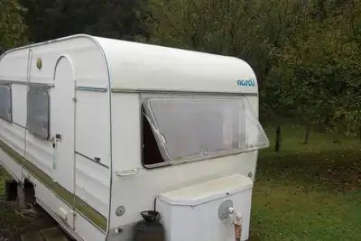 Image de Wild Camping Site in an Italian Orchard