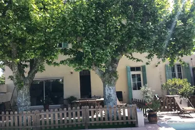 Image de Marseille pointe rouge maison de charme avec piscine, à 300m de la plage