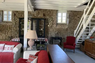 Image de Loft dans la bergerie du Château dans un décor verdoyant