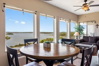 Image de Majestic Branson Retreat • 3br Lakeview Condo with Sunroom & Balcony