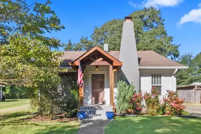 Image de The Nest: A Comforting Southern Retreat. 2 miles from the University of Al.