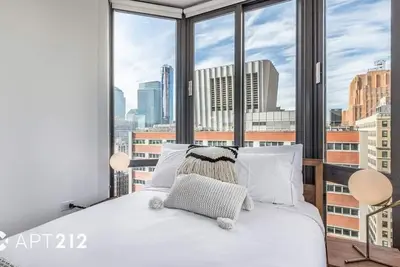 Image de Tribeca 2 Bedroom with view All cost of home Included