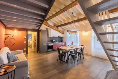 Image de Loft moderne \"Begonia\" avec Wi-Fi, jardin et piscine partagés