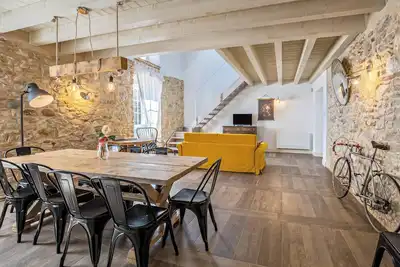 Image de Spectaculaire appartement de type maisonnette \"Olmo\" avec Wi-Fi, jardin partagé et piscine