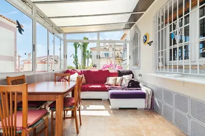 Image de Maison de vacances Torrevieja pour 1 - 4 personnes avec 1 chambre à coucher - Maison de vacances