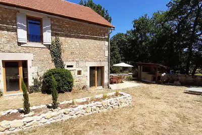 Image de Luxury and cozy vacation home for 6 people on a quiet estate.