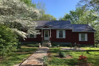 Image de Quiet home on horse farm, halfway between Paducah & Wickliffe. Close to 60 & 286