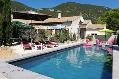 Image de Appartement de vacances Rustrel pour 1 - 4 personnes avec 2 chambres à coucher - Maison jumelée