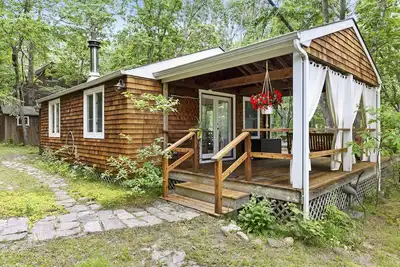 Image de Cottage in the woods, steps from bay