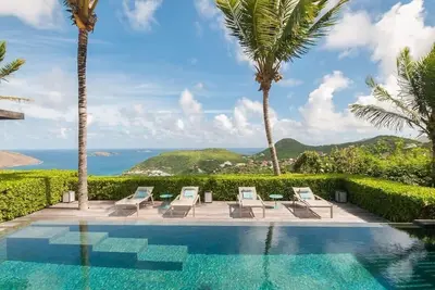 Image de Tasteful Villa in a Tranquil and Peaceful Settings
