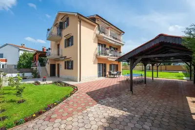 Image de Superbe appartement à Fazana avec WiFi