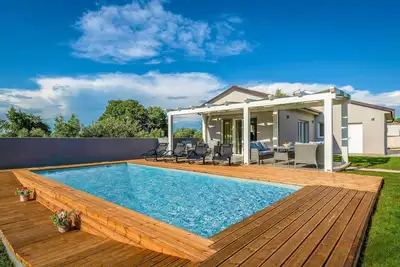 Image de Maison acceptant les animaux à Barban