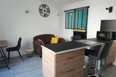 Le charmant port de Morlaix à votre porte!