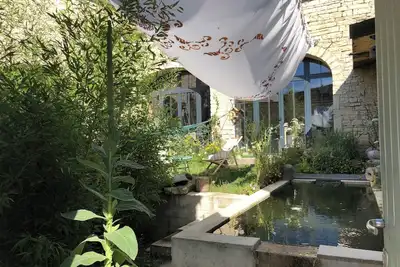 Image de Bourgogne Ferme désignée / calme sur rivière, 3 klm le village classé et Chablis