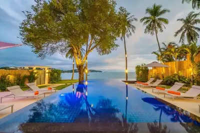 Image de 10 Br Villa on Phuket's Most Exclusive Beachfront