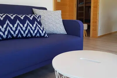 Image de Wooden cottage near the sea