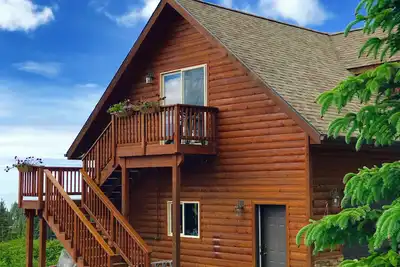 Serene location with mountain and sea views
