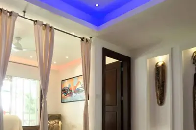 Image de Luxury Duplex  2 Min to 5th, Beach & Tourist Aera