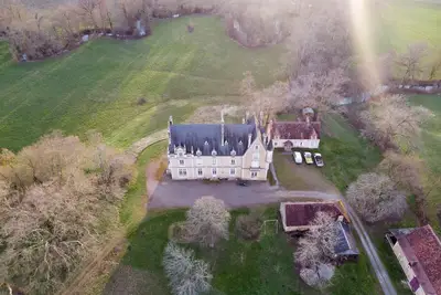 Image de Nouveau- Grand gîte calme et indépendant, plein sud, jardin clos
