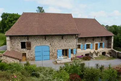 Image de Gîte de charme - 15 personnes -  Ferme rénovée - Bourgogne