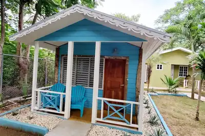 Image de Bak a Yaad Caribbean Blue Cottage