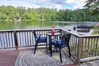 Image de Direct Lake frontage yet close to beaches