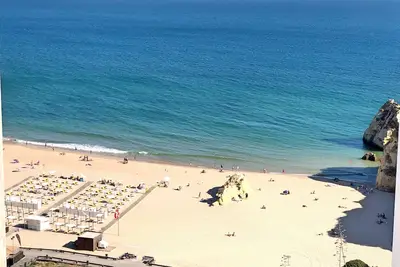 Image de Refuge by the Sea