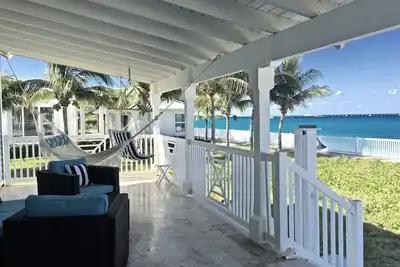 Image de Blue Beach Front Home at Resort World
