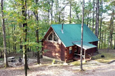 Image de Escapade isolée pour couples/familles près des sources chaudes - Jacuzzi avec vue sur les montagnes!