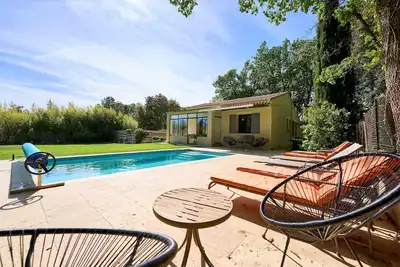 Image de Villa climatisée au coeur de la Provence, piscine, pour 8 pers, au calme absolu