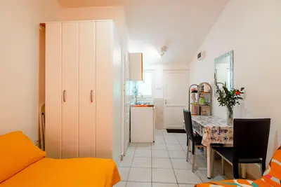 Studio apartment with seaview