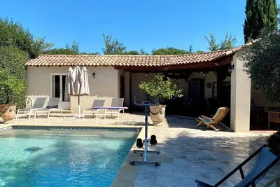Image de Mas provençal en pierre