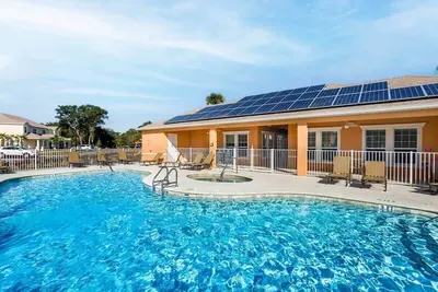 Image de Family Getaway with Private Pool Near Disney World