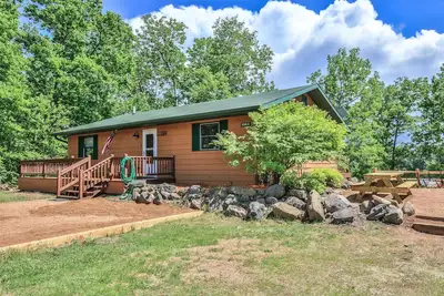 Image de God’s Country Minocqua, Wi. - “Up North” @ Back Bay Cabins on Lake Shishebogama