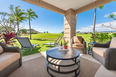 Image de Pili Mai Family Condo 11j, Golf Course View, Grassy Area Around Lanai