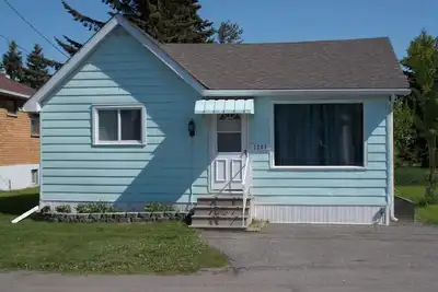 Image de Quaint Spacious 3 Bedroom House Sleeps 5