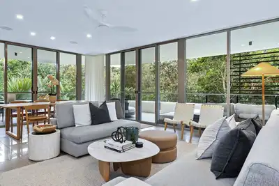 Image de Cotton Beach 94 Mid-Floor Penthouse with Bush View