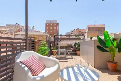 Image de Penthouse avec terrasse et vues dans le centre de Malaga