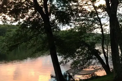 Image de Lakefront Cottage-Escapade idyllique dans un cadre pittoresque. Moins de 2 heures de Nyc