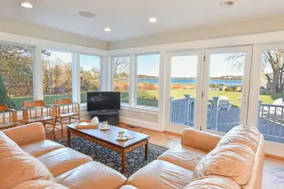 Image de Quintessential Captain's House w/ Water Views!