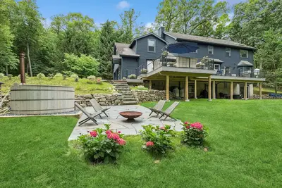 Image de Hudson Valley Heaven | a wooded oasis with modern amenities awaits you